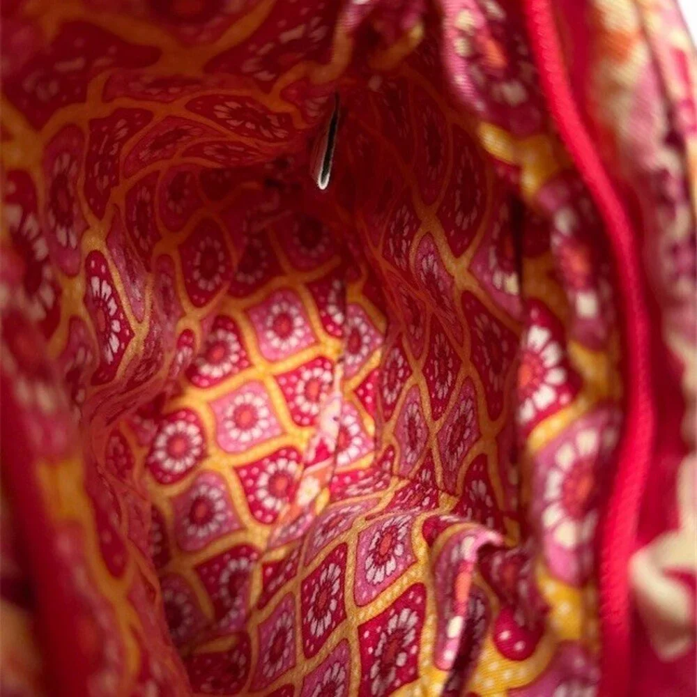 Vera Bradley Hannah Bucket Purse Shoulder Bag Raspberry Fizz Pink Paisley